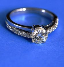 11 Classic & Affordable Diamond Engagement Ring Designs